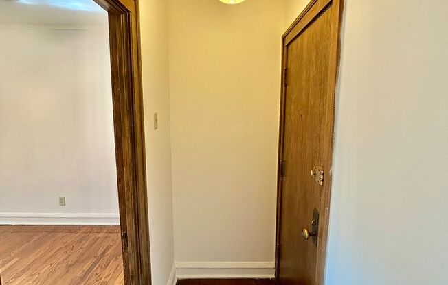 1 bed, 1 bath, 450 sqft, $1,795, Unit 520-E2