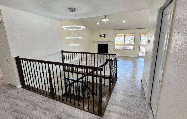 Remodeled 4 Bed / 3 Bath Home with Pool, Spa & Solar – Fletcher Hills