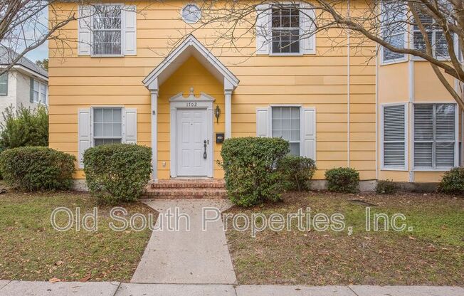 1702 E JACKSON