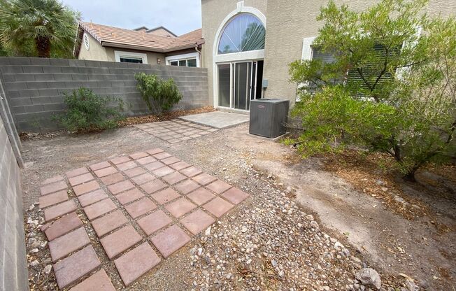 3 beds, 2.5 baths, $1,975