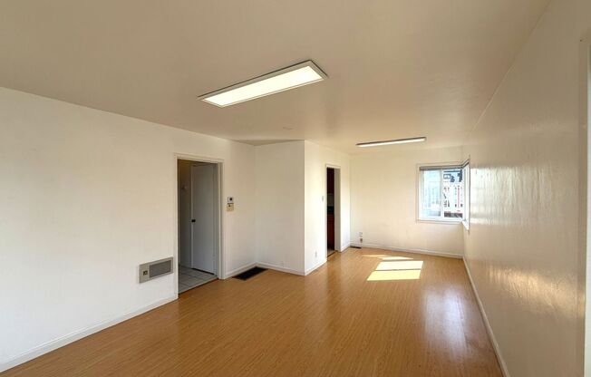 120-122 Madrone Ave.