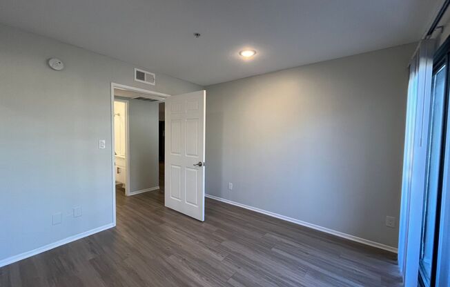 2 beds, 2 baths, 1,150 sqft, $2,348, Unit 303