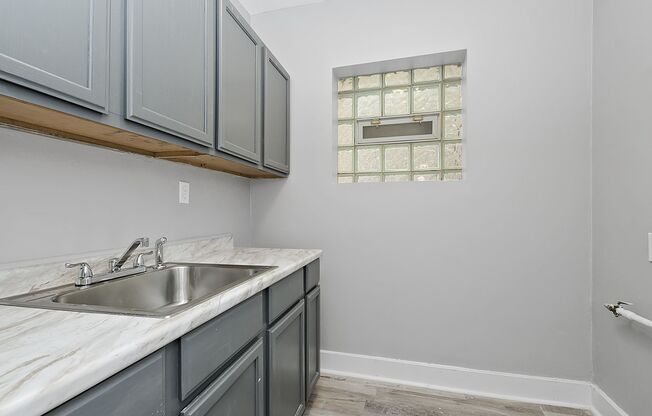 1 bed, 1 bath, $1,580, Unit 947-2