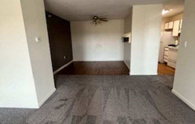 3 beds, 2 baths, 1,360 sqft, $1,489, Unit 34