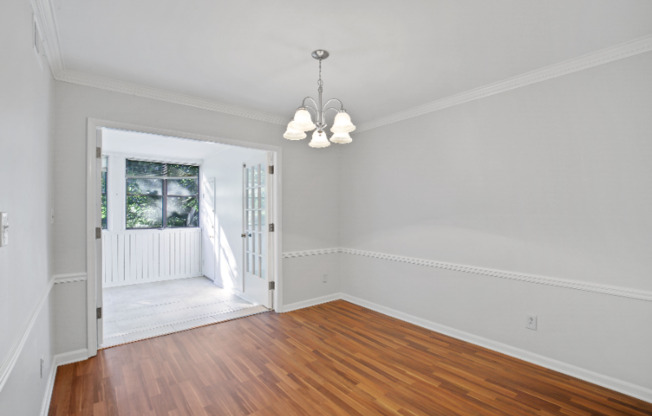 93 LA RUE PL NW