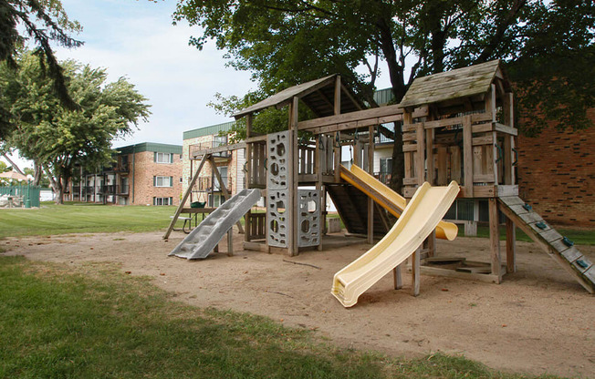 PLayground at Heritage Manor Apartments