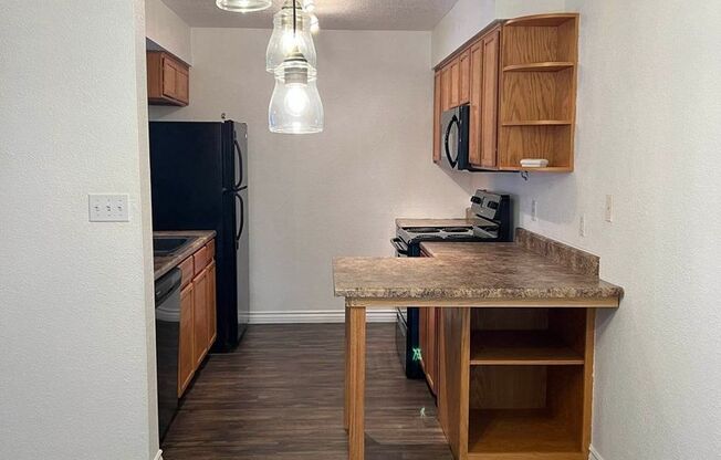 2 beds, 2 baths, $1,725, Unit UNIT 4702
