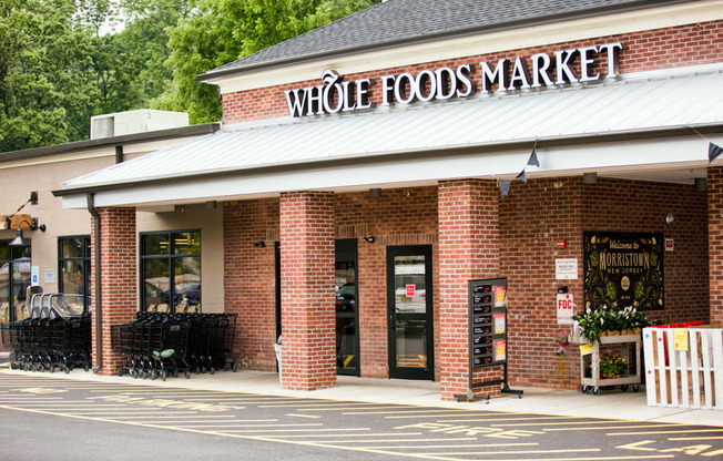 Foods market nearby Sterling Parc at Hanover