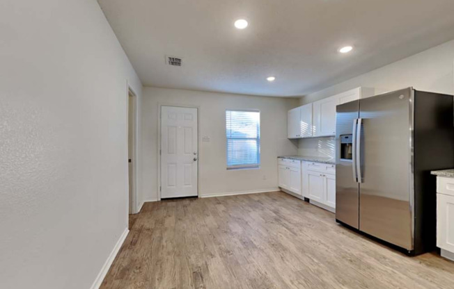 3912 FOX RUN DR