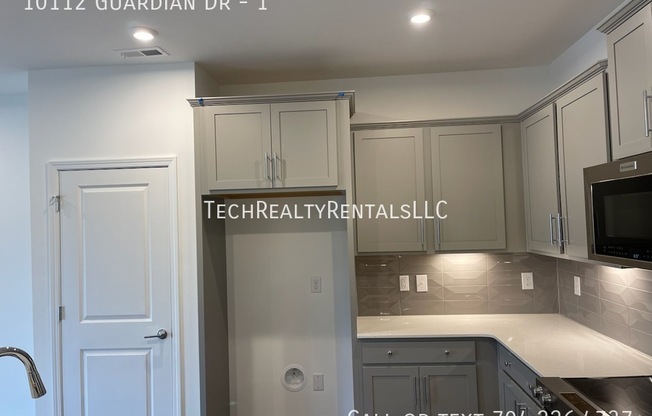 10112 GUARDIAN DR