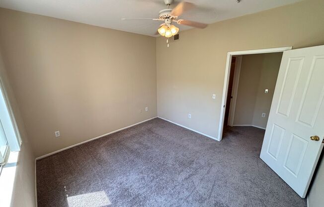 1 bed, 1 bath, $1,295, Unit # 1713