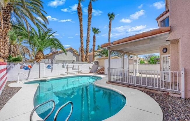STUNNING 4 BEDROOM 3 BATH, 2 STORY HOME WITH PRIVATE POOL