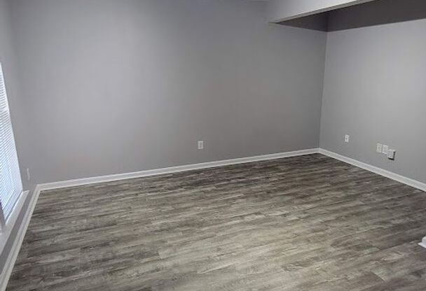 Huntersville Townhouse located in Rosedale!