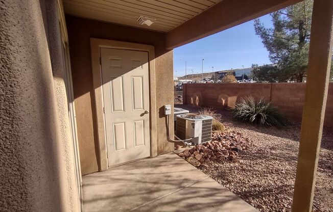 3 beds, 2.5 baths, $1,595, Unit # 253