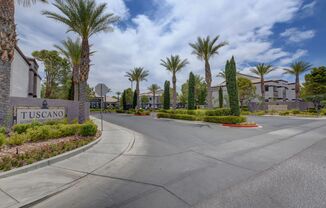 Charming 1 bedroom Condo with full size Garage in the Southwest!