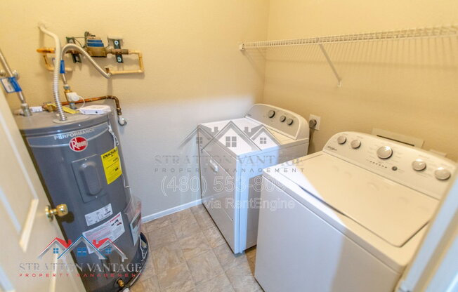 2 beds, 2 baths, 962 sqft, $1,495, Unit Apt 2014
