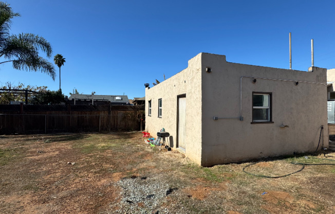 2269 CONIFER AVE
