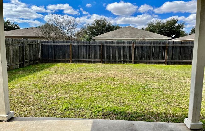 215 Madison Ln