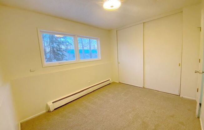 2 beds, 1 bath, $1,450, Unit 1