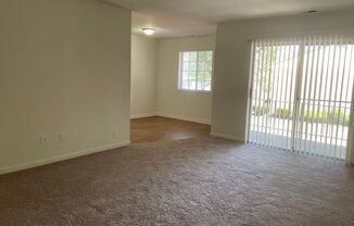 3 beds, 2 baths, $1,350, Unit 200D