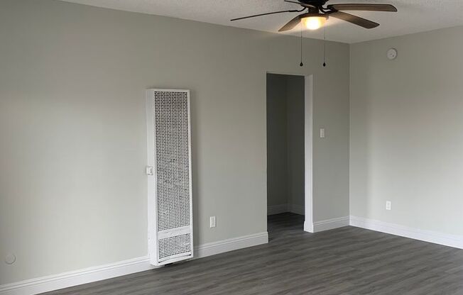 1 bed, 1 bath, $1,900, Unit 19