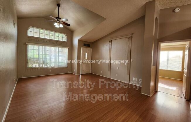 1333 N HIGLEY