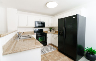 1 bed, 1 bath, $1,700, Unit UNIT 145