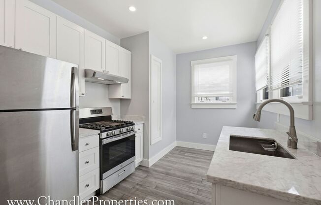 764 North Point Apartments