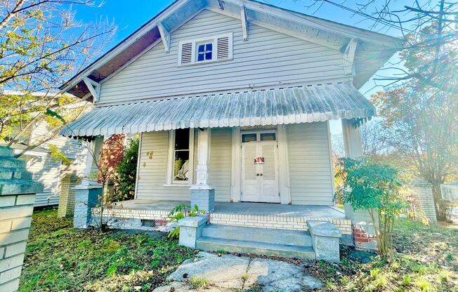 500 E Whittington St