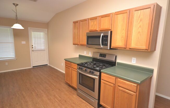3 Bedroom 2 Bath in Horizon Park
