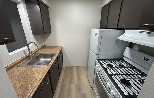 1 bed, 1 bath, $995, Unit 131