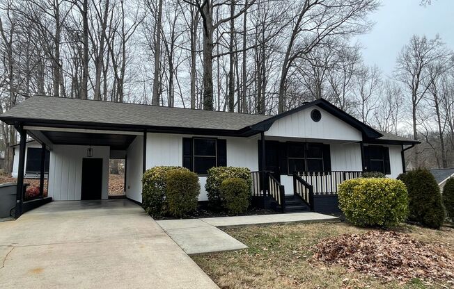 3 BED, 2 BATH, NEWLY RENOVATED HOME LOCATED IN ASHEBORO!