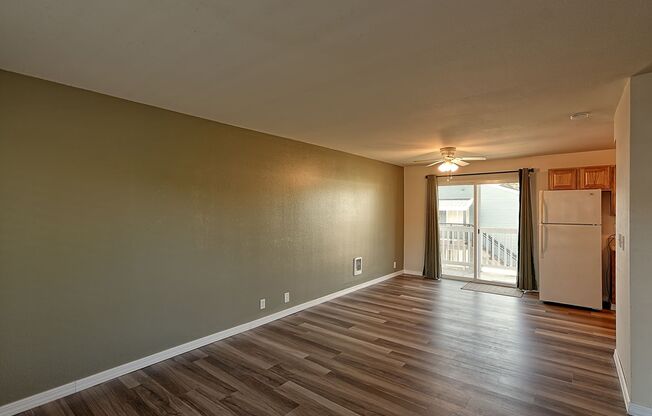 2 beds, 1 bath, $1,750