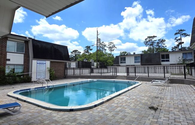 1 bed, 1 bath, $1,100