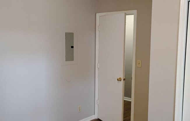 1 bed, 1 bath, 530 sqft, $825, Unit 360 AA14