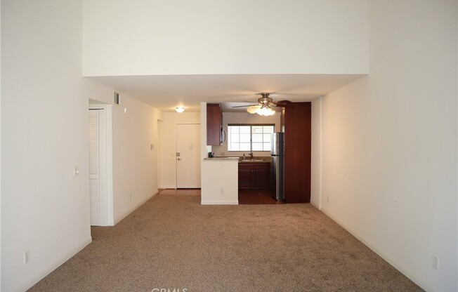 2 beds, 2 baths, 920 sqft, $2,700, Unit 309