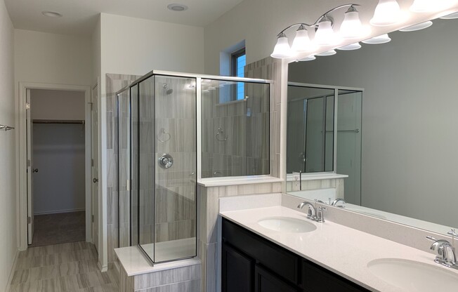 3 beds, 2.5 baths, $2,100