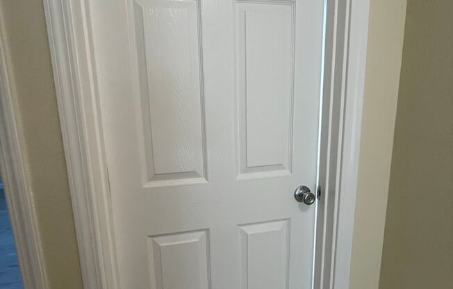 2 beds, 1 bath, 945 sqft, $1,500, Unit 088