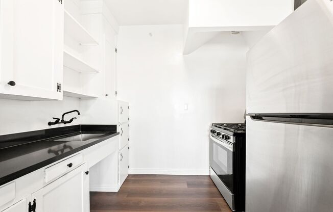 Studio, 1 bath, 510 sqft, $2,050, Unit 401