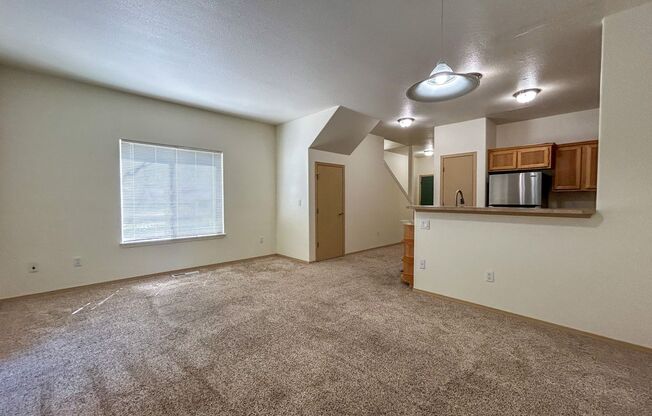 2 beds, 2.5 baths, 1,150 sqft, $1,595, Unit 3752-104