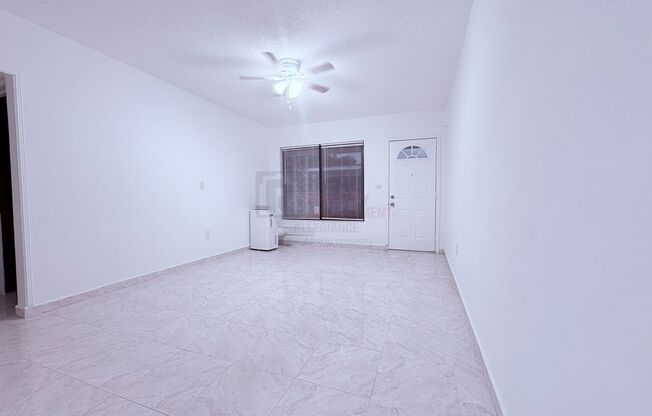 Charming 1BR/1BA Apartment in Miami Beach - Pets OK, No HOA, Fast Approval!