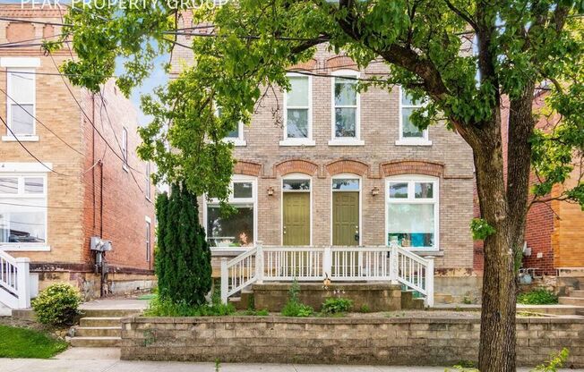 1208 INDIANOLA AVE