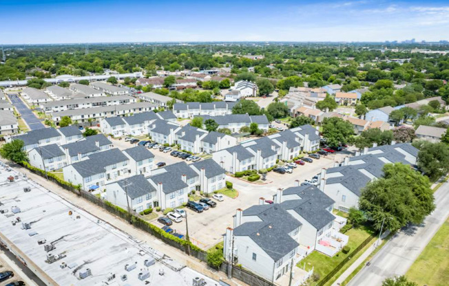 2 beds, 2 baths, 1,230 sqft, $1,350, Unit 1208