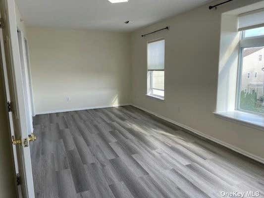 2 beds, 1 bath, $2,600