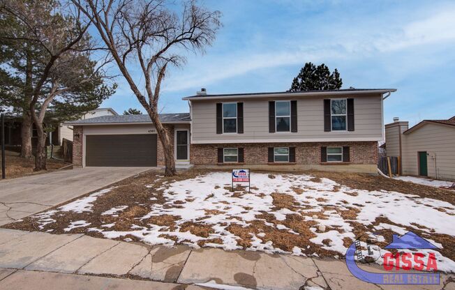 Beautifully updated by-level home in the Rockrimmon neighborhood - D20 - ready to move in on 06/01/2024!