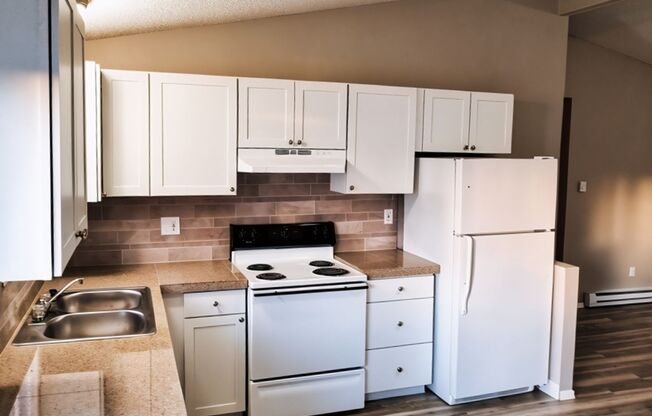 2 beds, 1 bath, 800 sqft, $1,397, Unit 3485-07