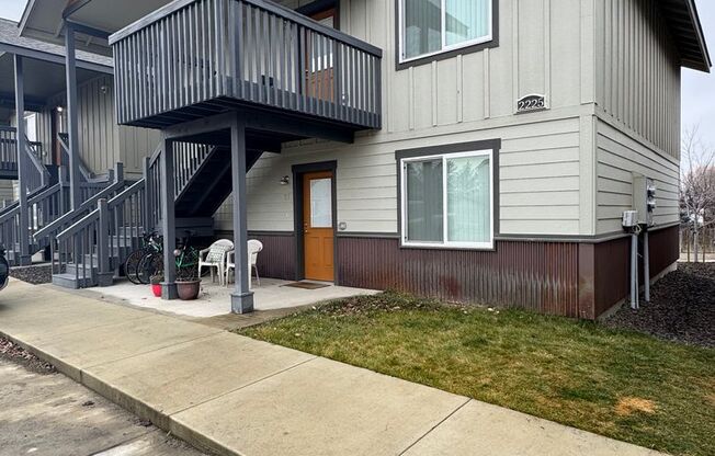 Cambridge Place I - 2225