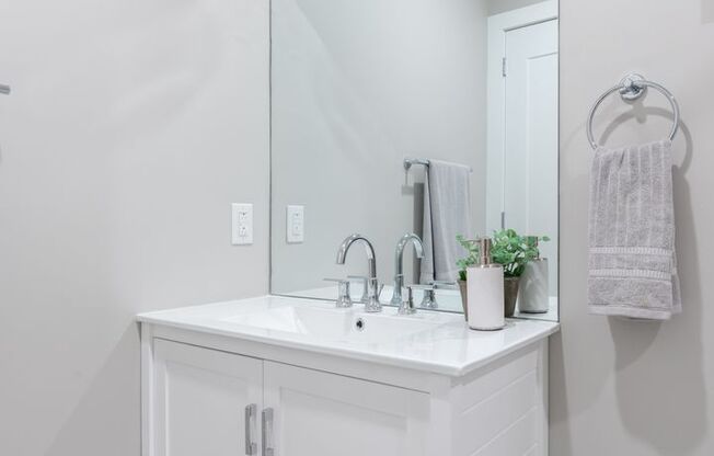 1 bed, 1 bath, $1,475, Unit 304