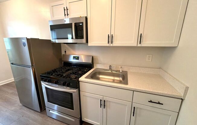 116 44th Street NE