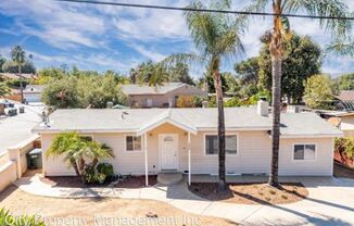 1327 S Citrus Ave,